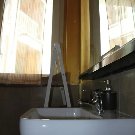 Apartment Palazzo Deodara Desenzano del Garda